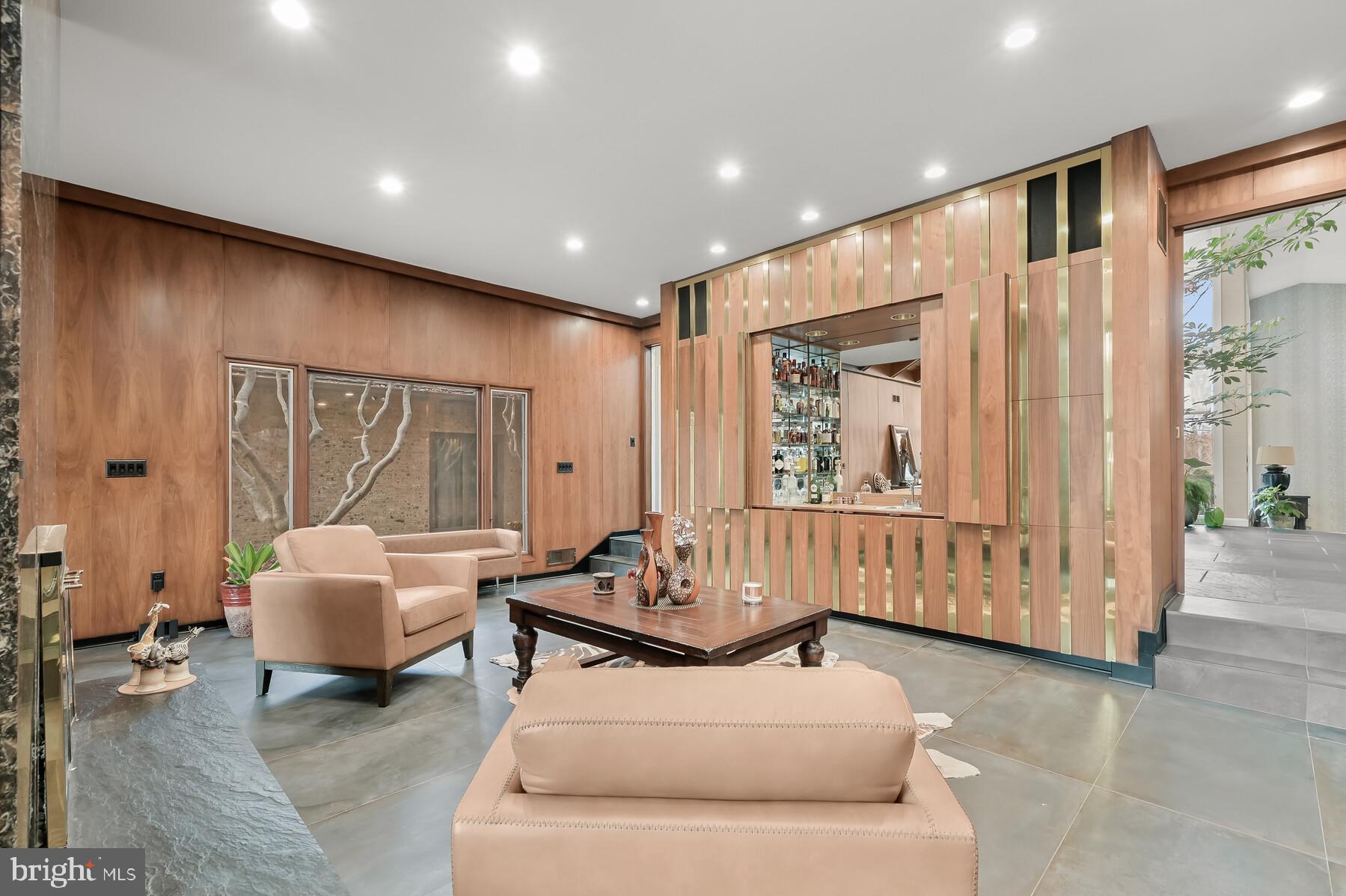 CAMOTOP - Residential