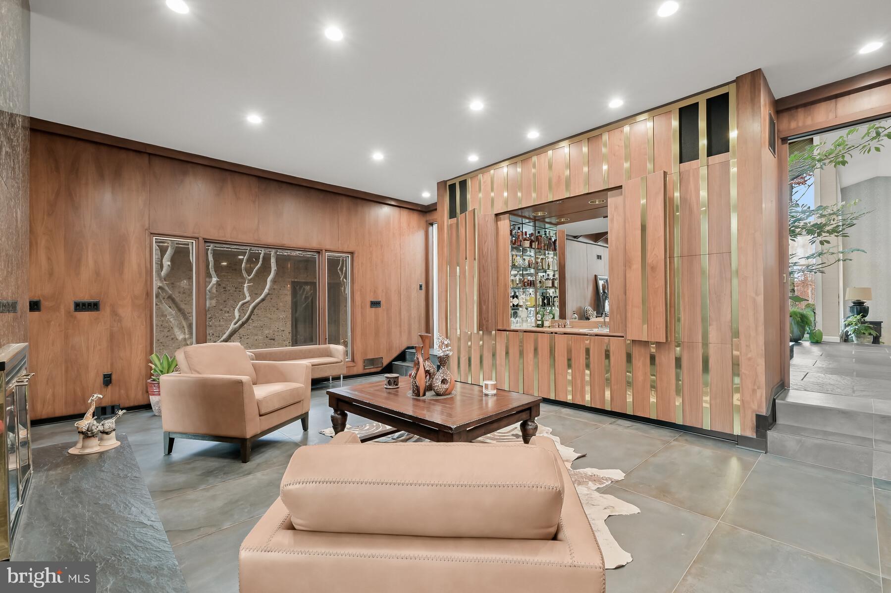 CAMOTOP - Residential