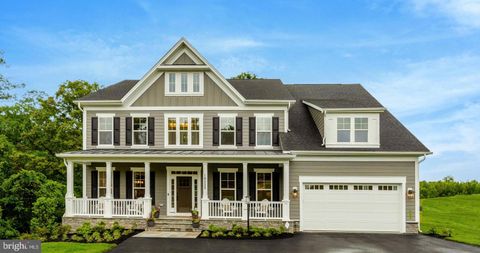 404 WINDOVER COURT NW VIENNA VA 22180