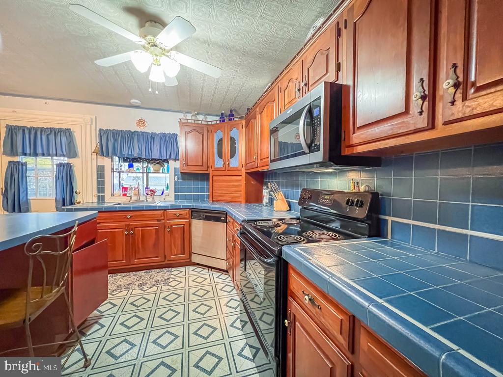 FAIRLESS HILLS - Residential