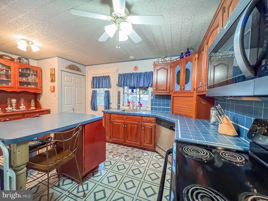 FAIRLESS HILLS - Residential