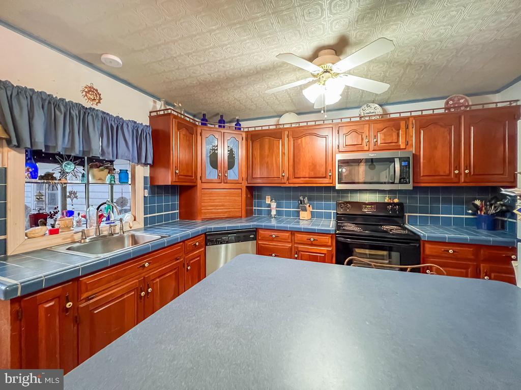 FAIRLESS HILLS - Residential