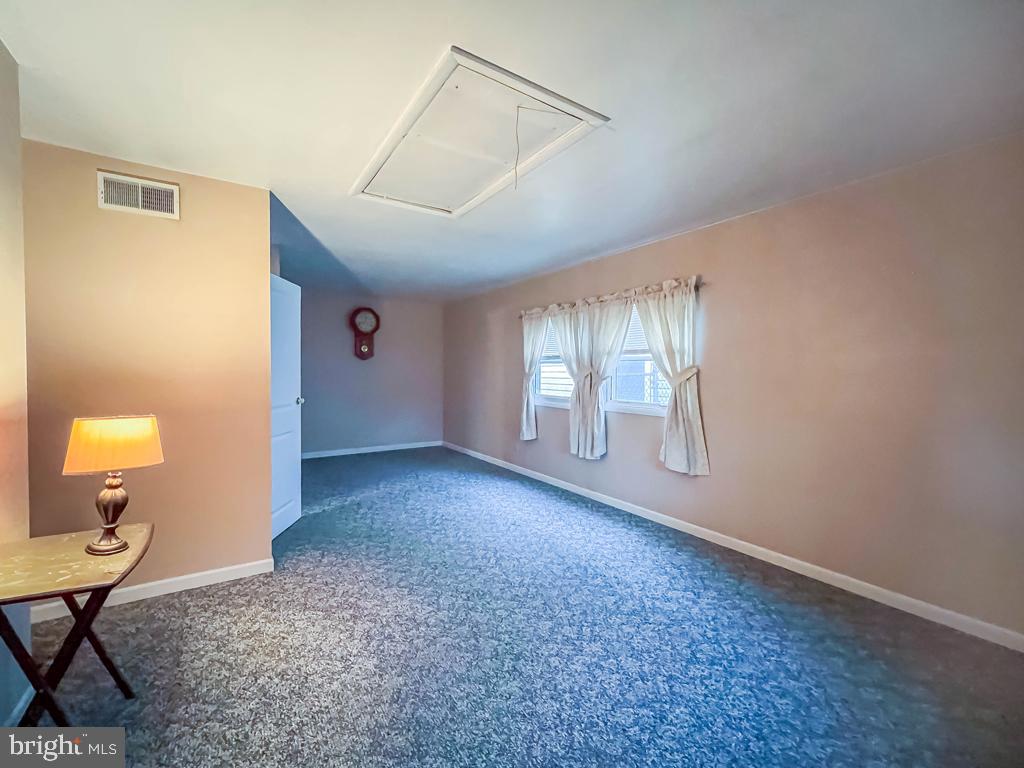 FAIRLESS HILLS - Residential