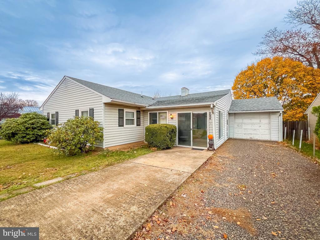 FAIRLESS HILLS - Residential