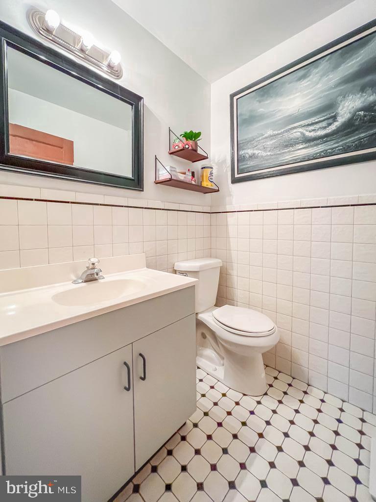 FAIRLESS HILLS - Residential