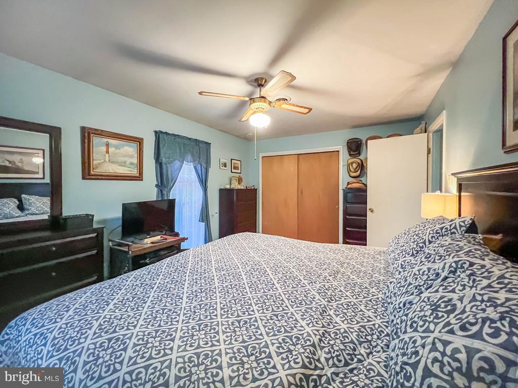 FAIRLESS HILLS - Residential