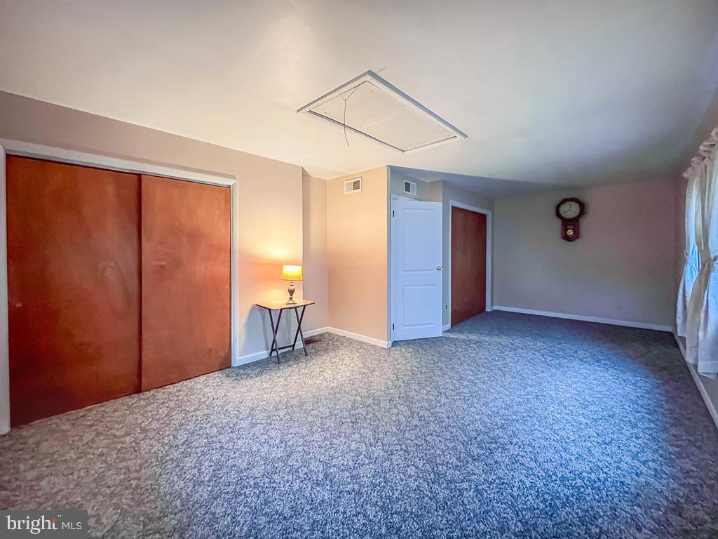 FAIRLESS HILLS - Residential