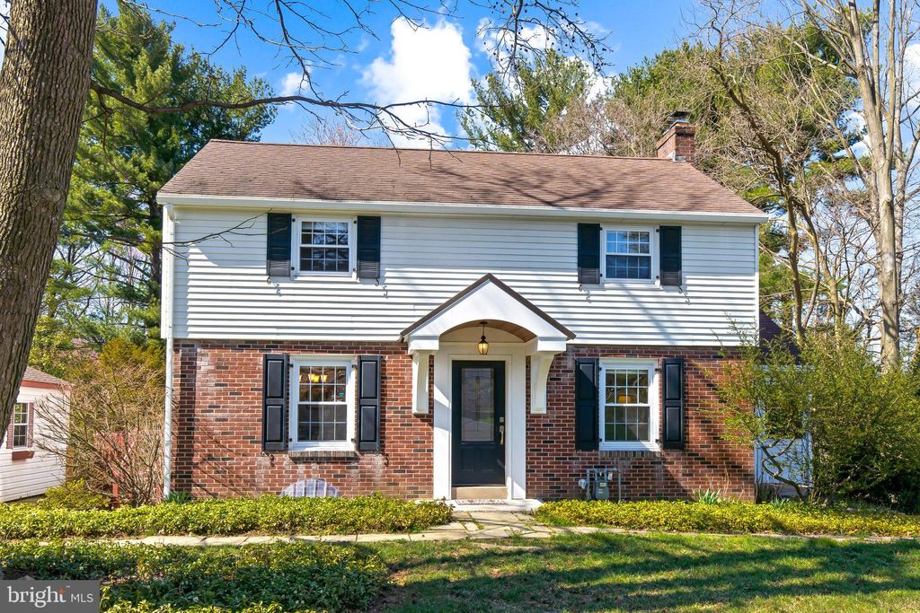 Photo of 251 PRIMROSE AVE, LANCASTER, PA 17601 (MLS # PALA2032884)