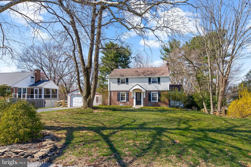 Photo of 251 PRIMROSE AVE, LANCASTER, PA 17601 (MLS # PALA2032884)