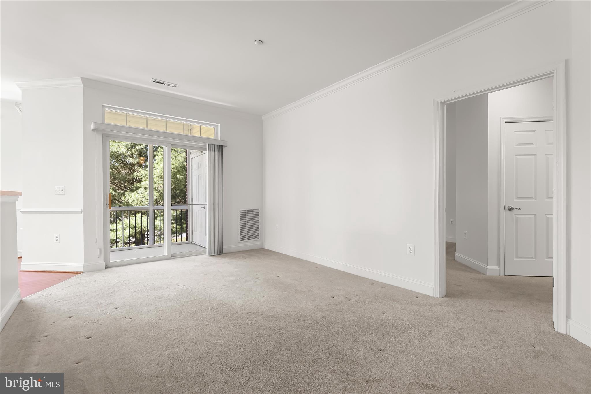 TIREE LAND CONDOMINIUMS - Residential