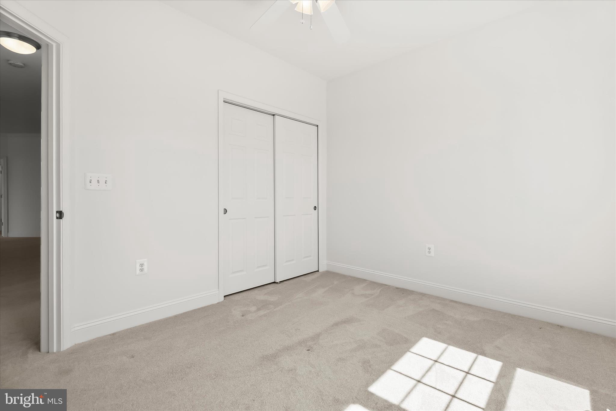 TIREE LAND CONDOMINIUMS - Residential