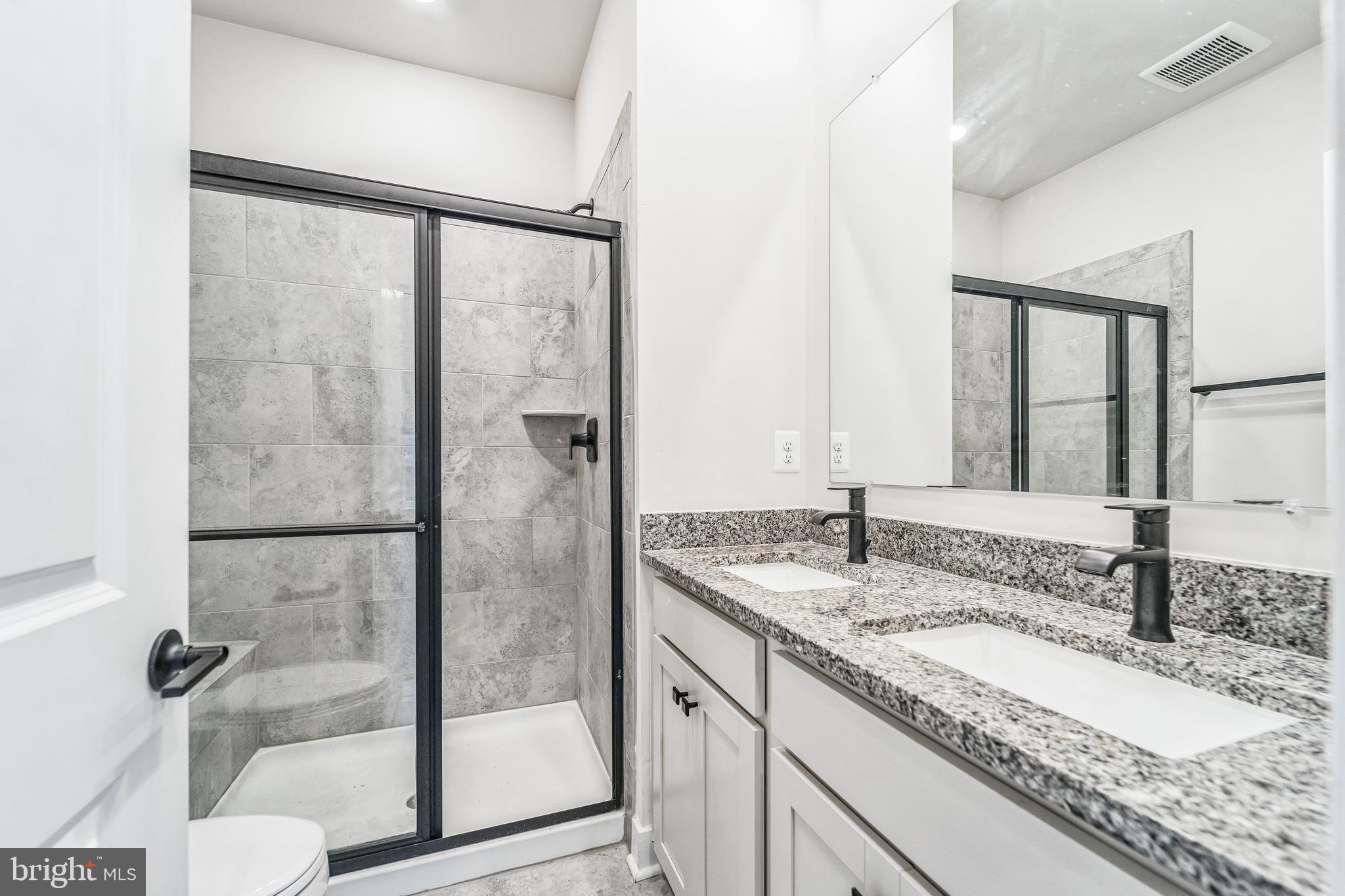 ROLAND PARK - Residential