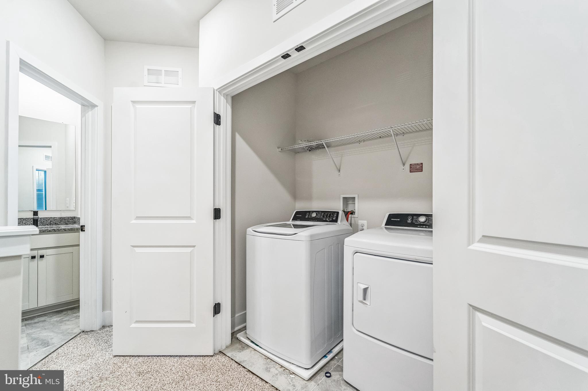 ROLAND PARK - Residential