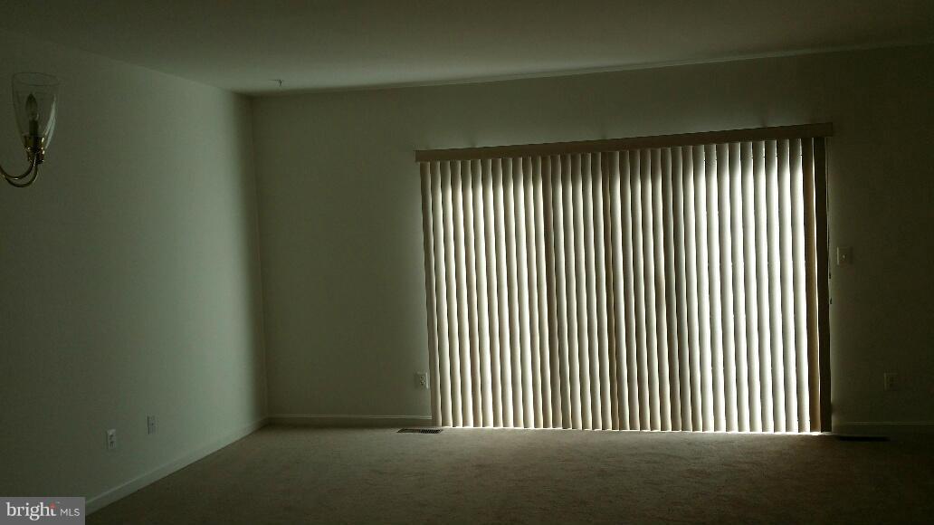 RUSSETT - Residential Lease