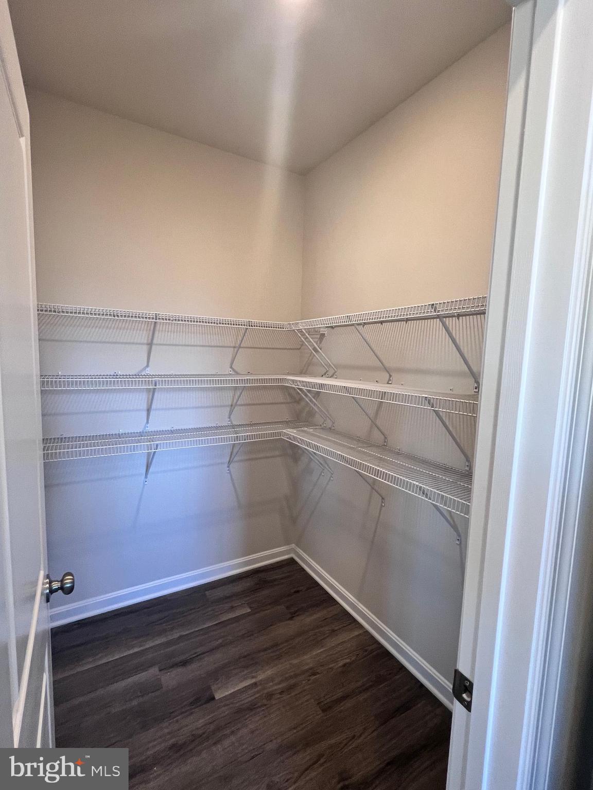 RED HILL - Residential