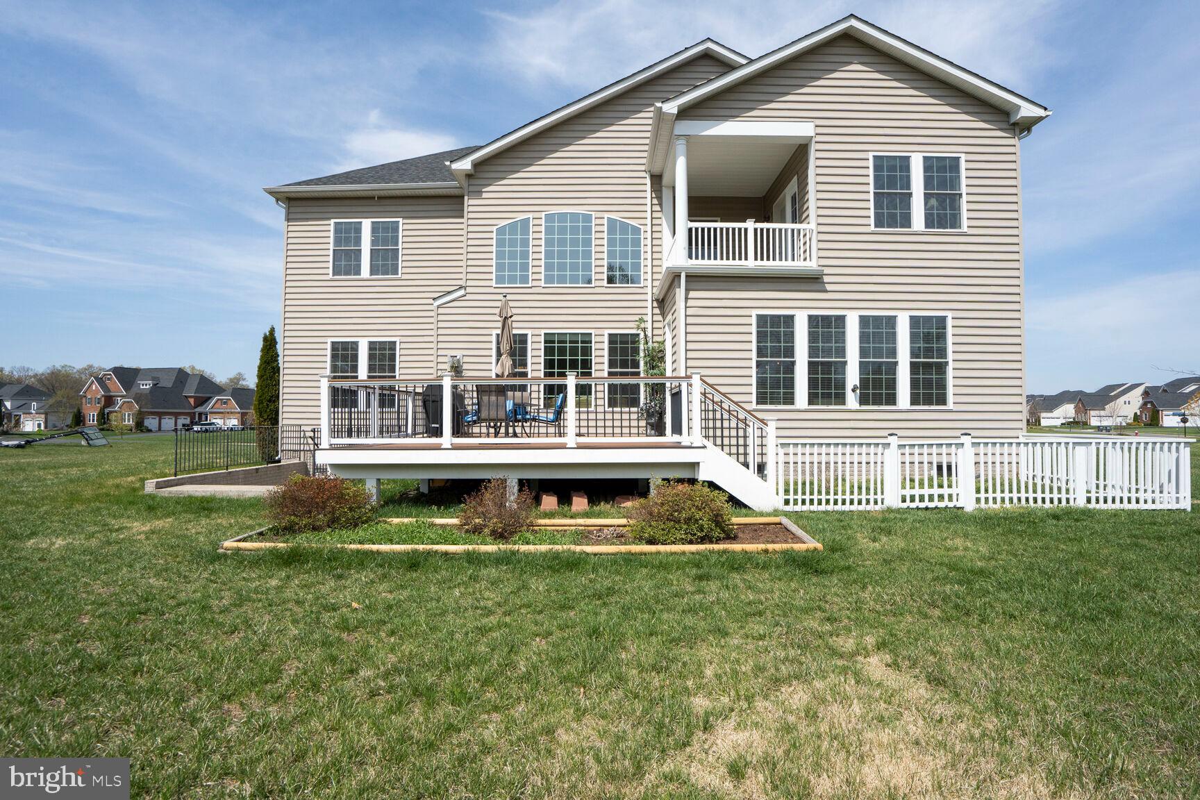 ELK RIDGE ESTATES - Residential