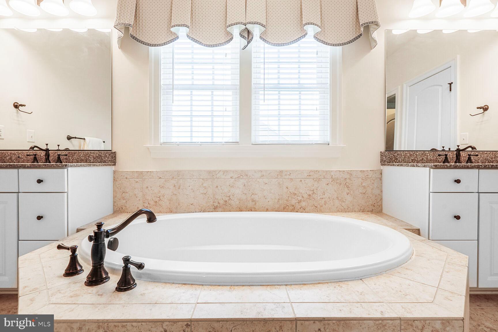 ELK RIDGE ESTATES - Residential