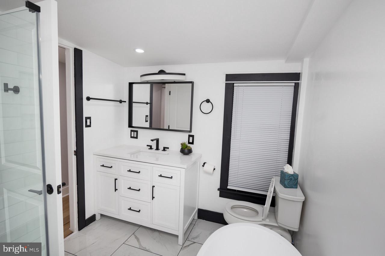 PHILADELPHIA - Residential Lease