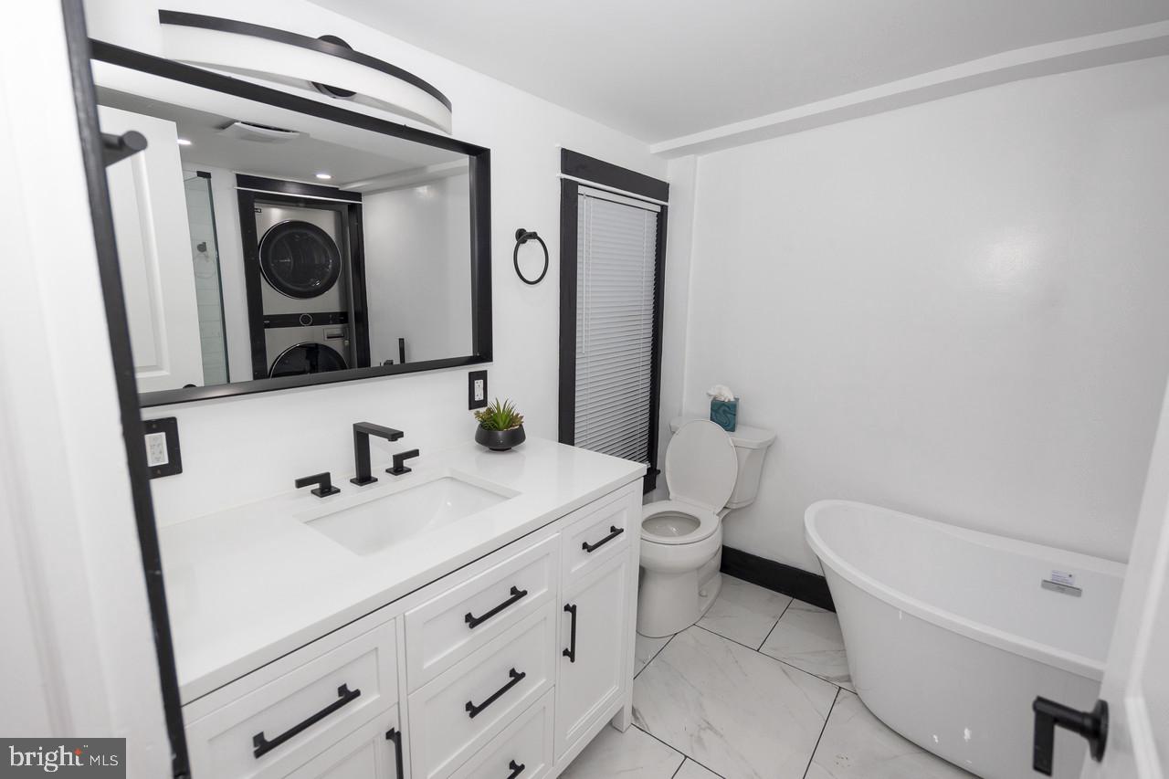 PHILADELPHIA - Residential Lease