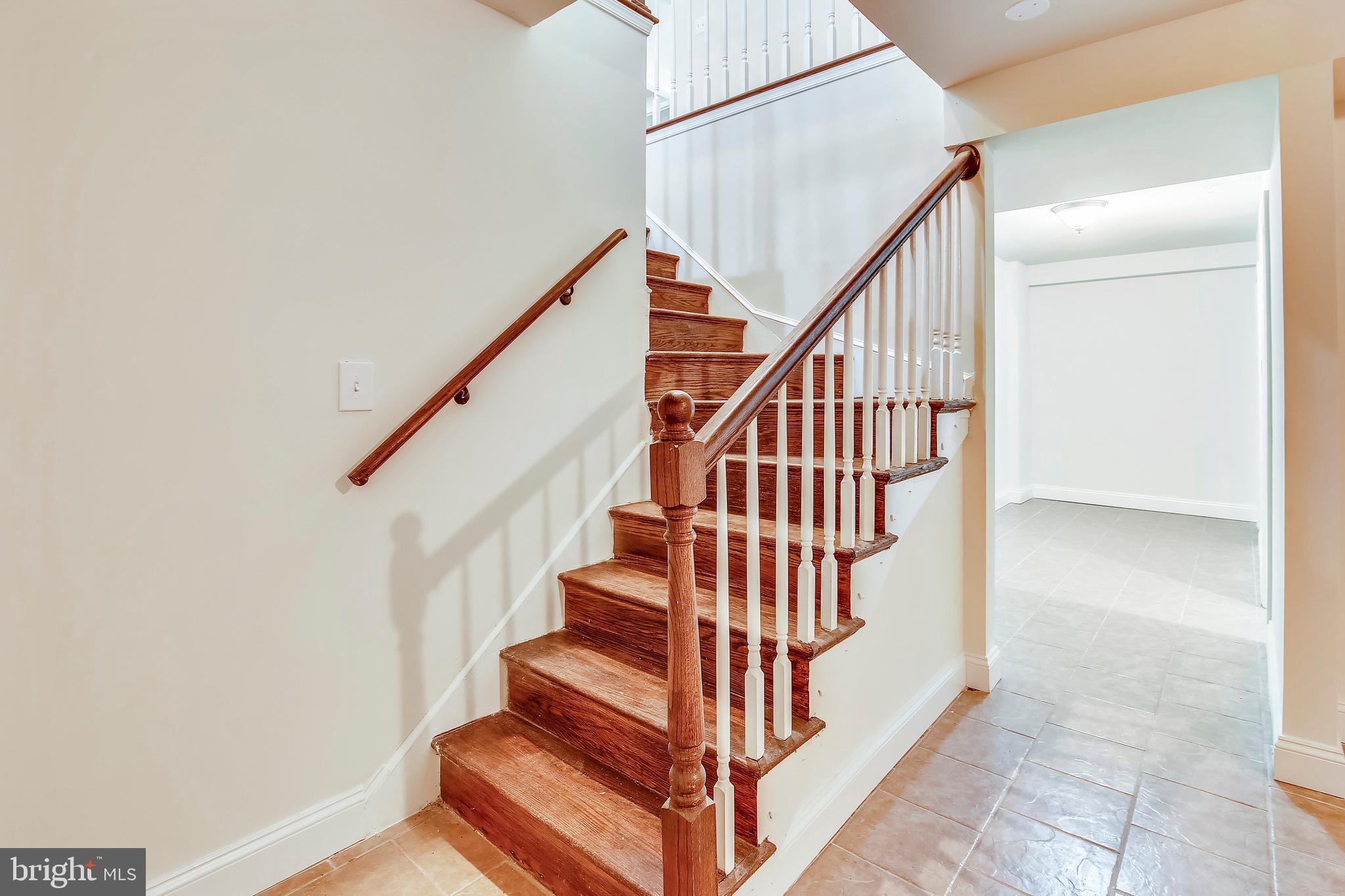 WILLERBURN ACRES - Residential Lease