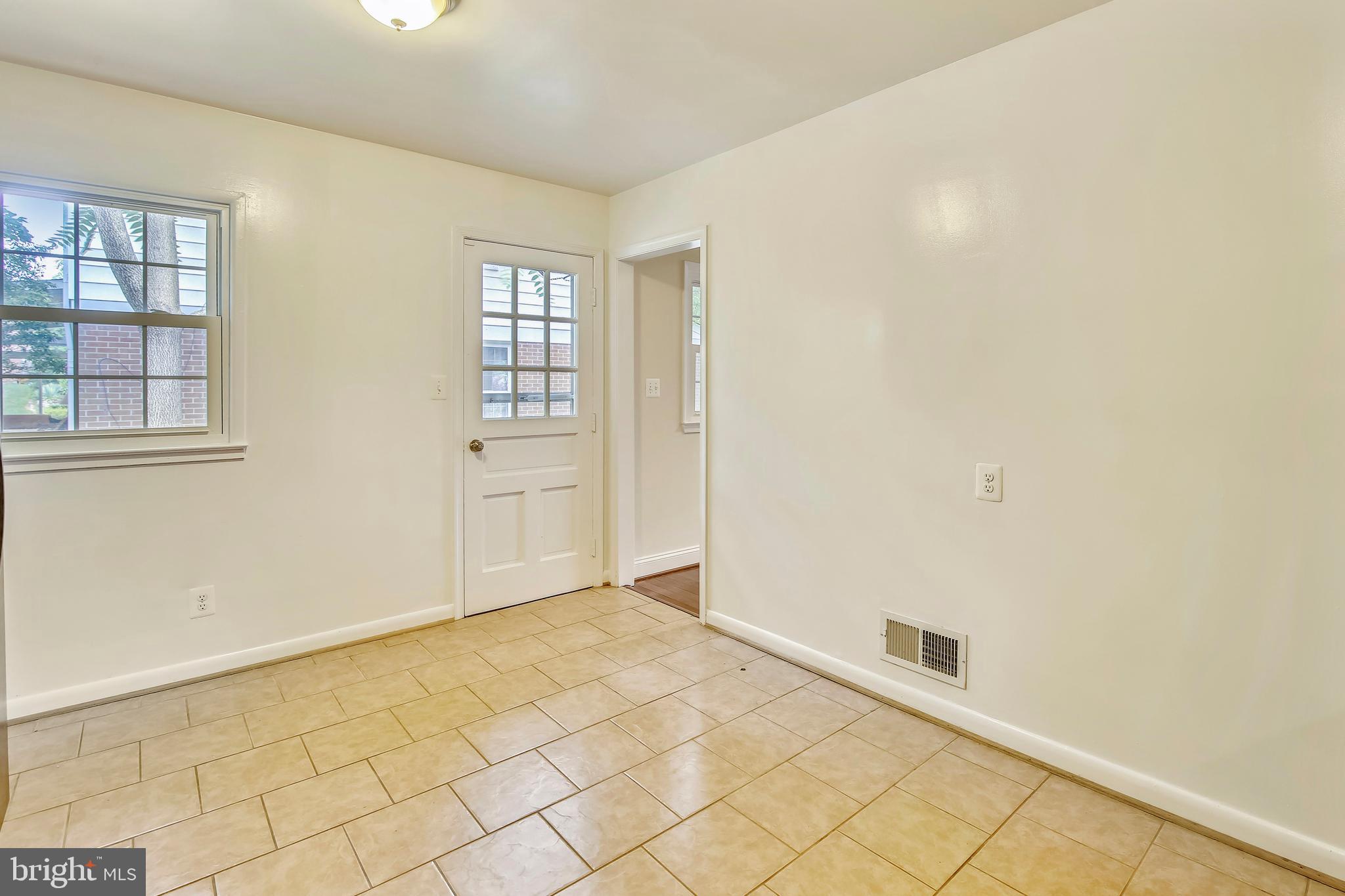 WILLERBURN ACRES - Residential Lease