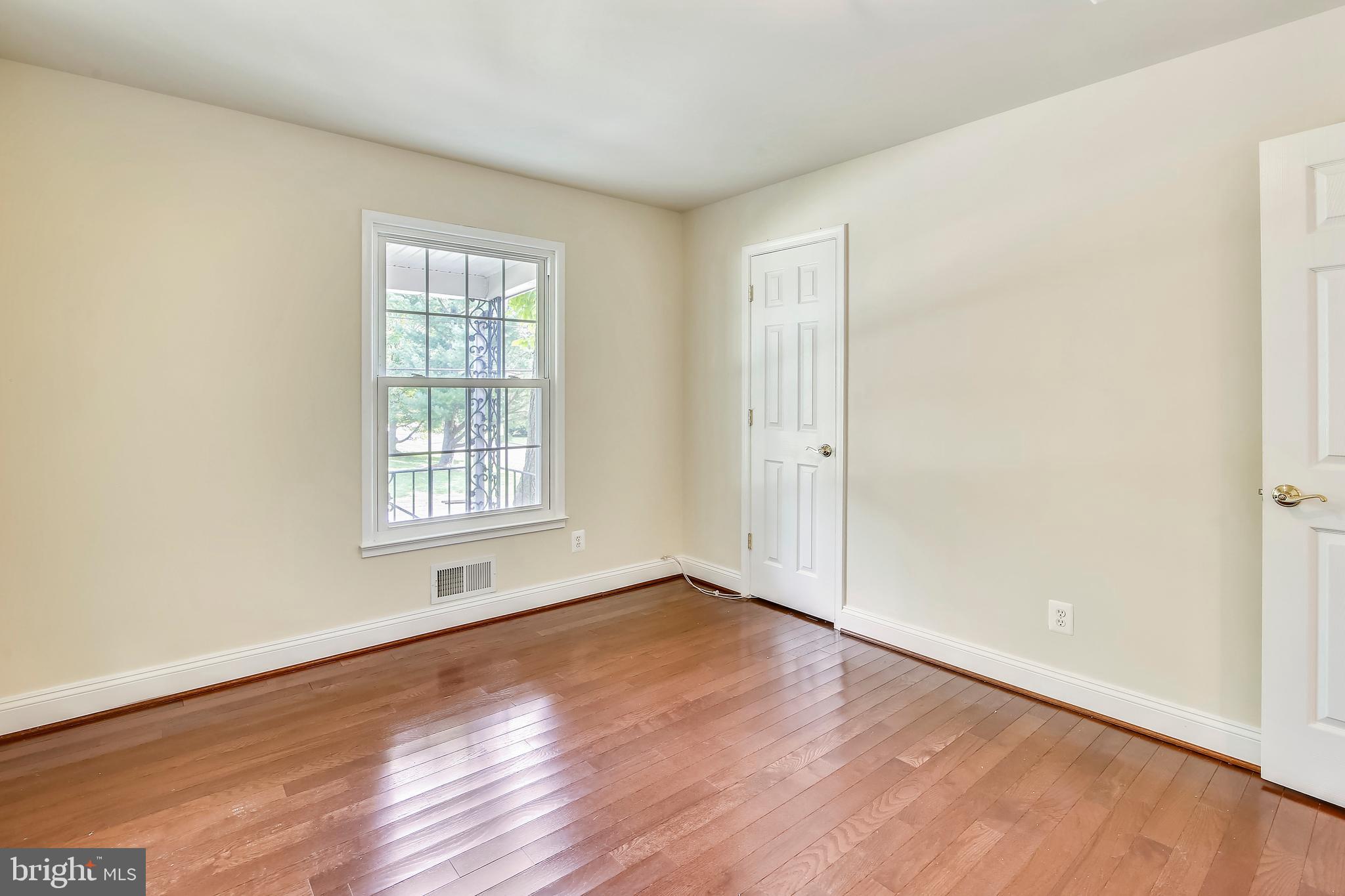 WILLERBURN ACRES - Residential Lease