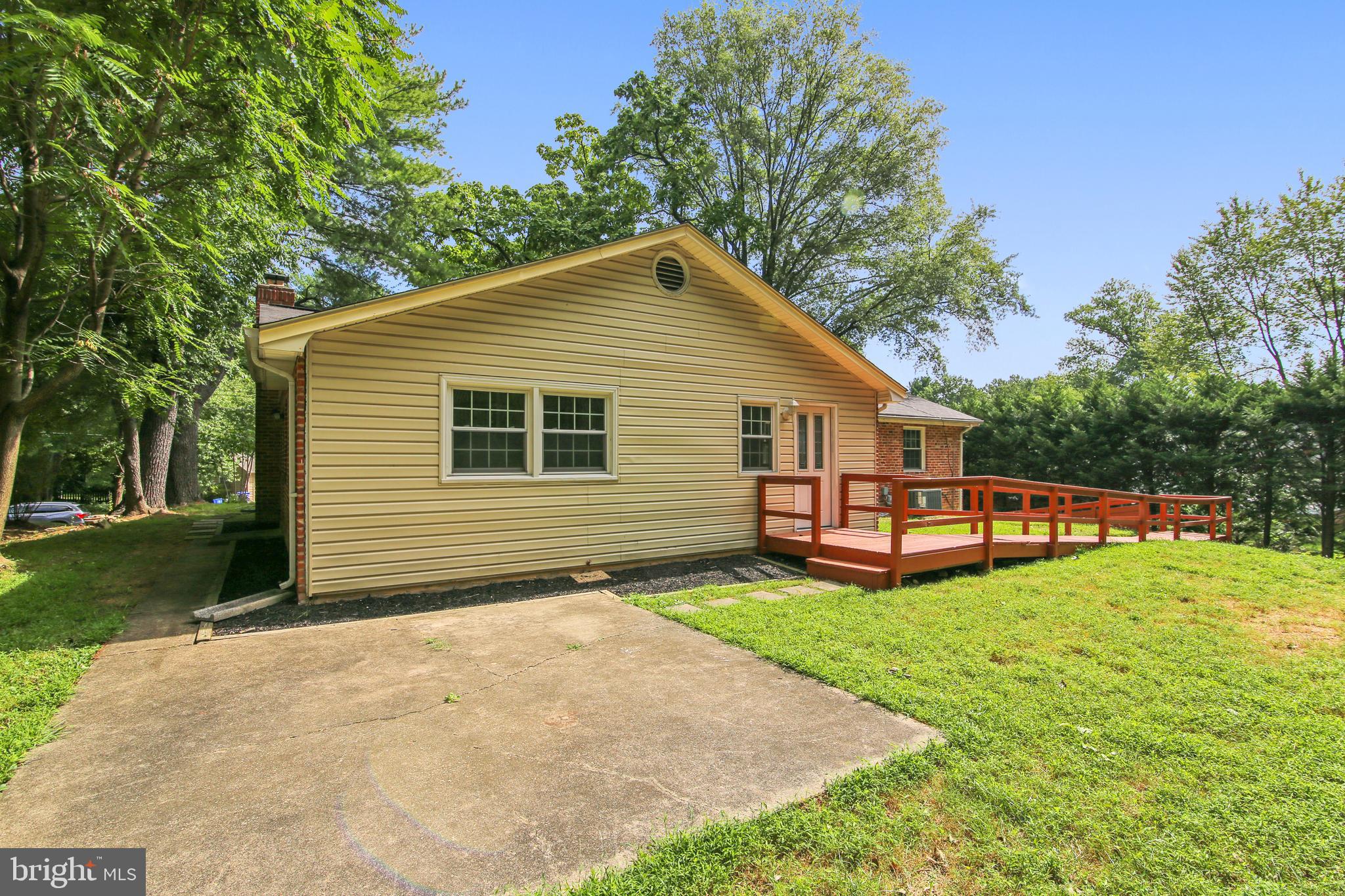 WILLERBURN ACRES - Residential Lease