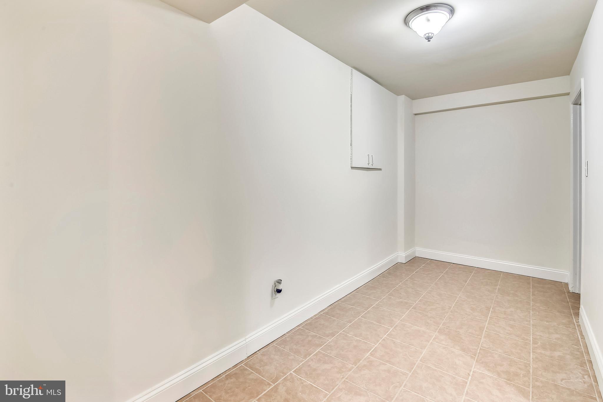 WILLERBURN ACRES - Residential Lease