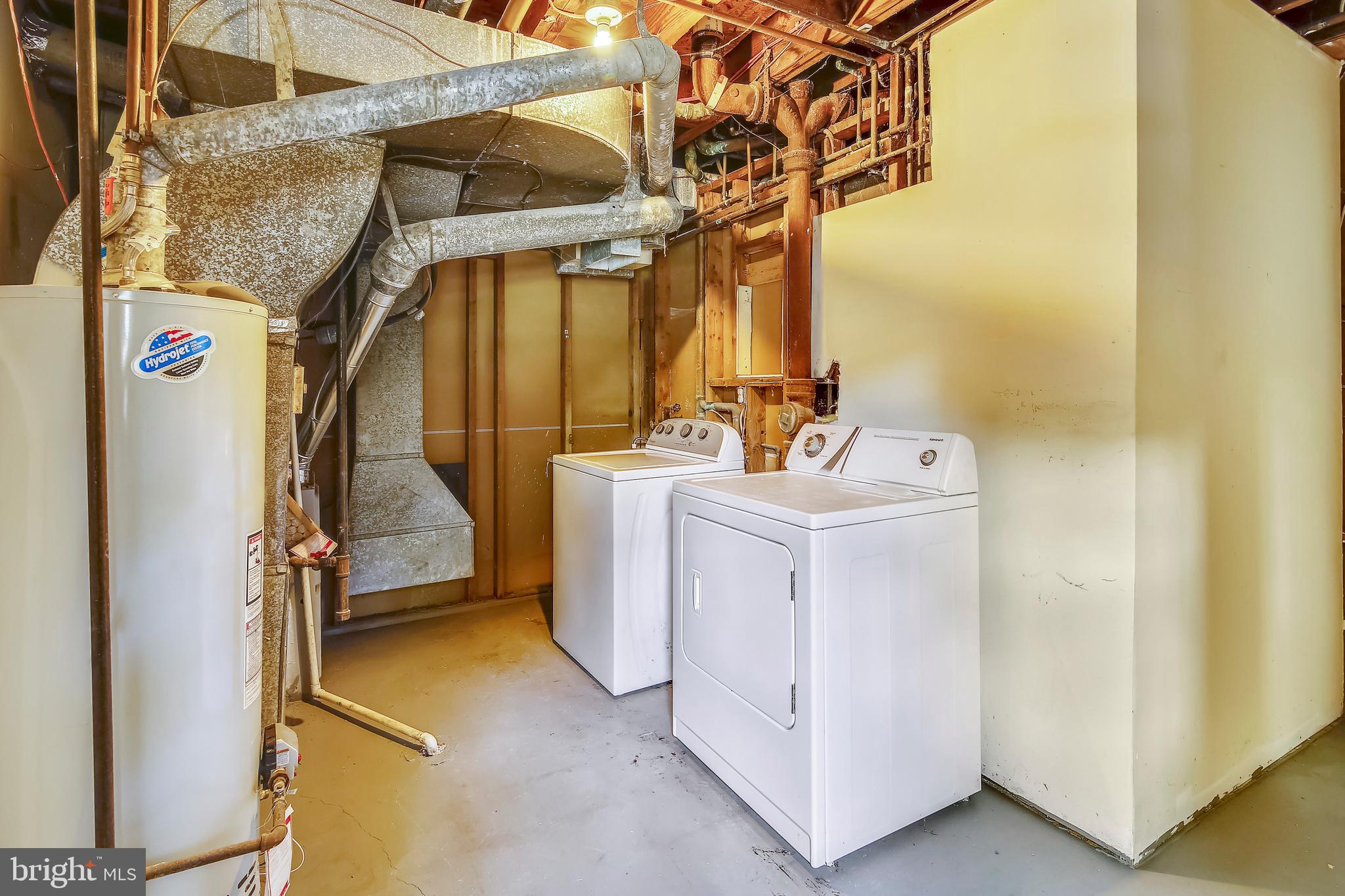 WILLERBURN ACRES - Residential Lease