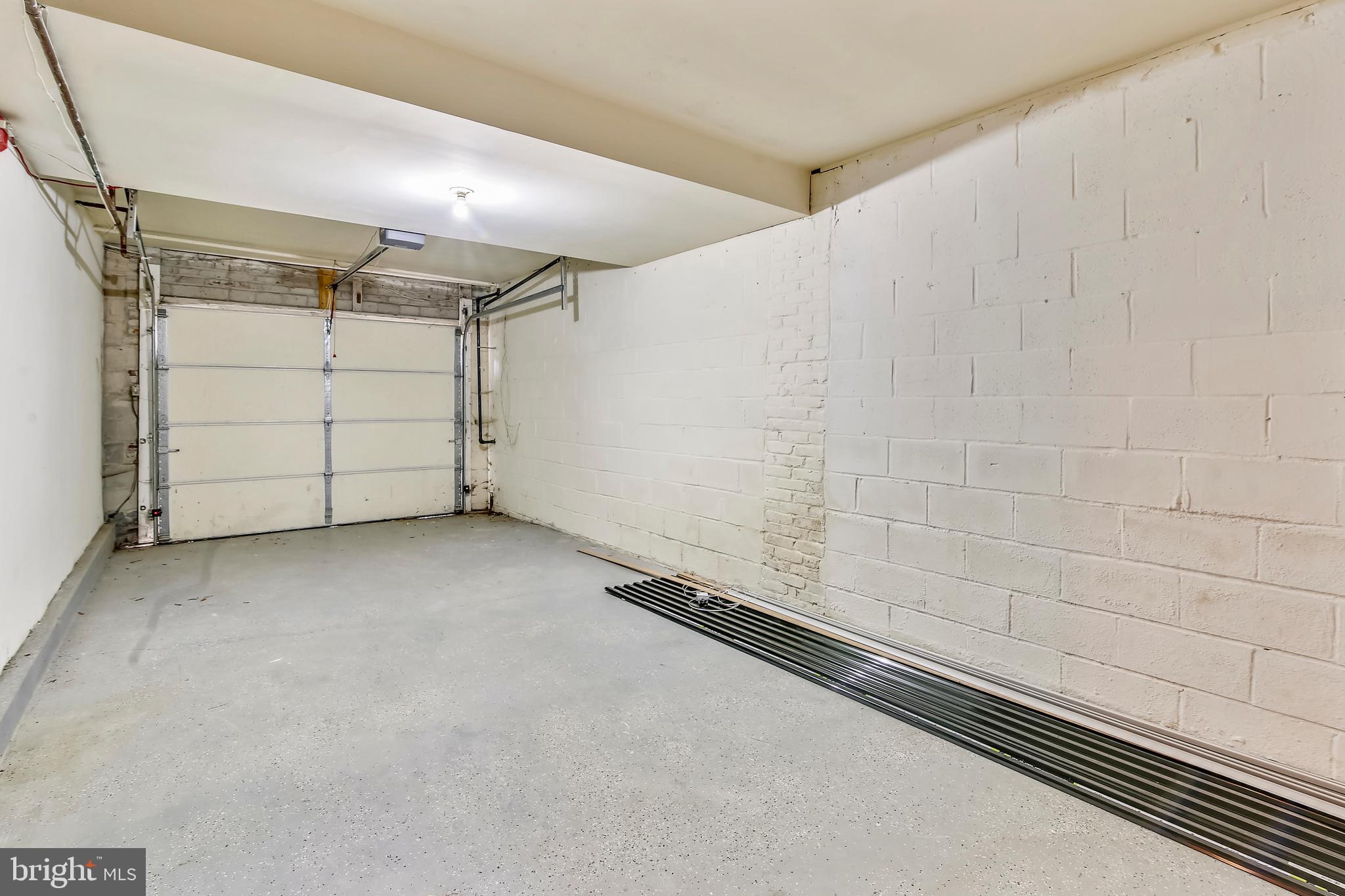 WILLERBURN ACRES - Residential Lease