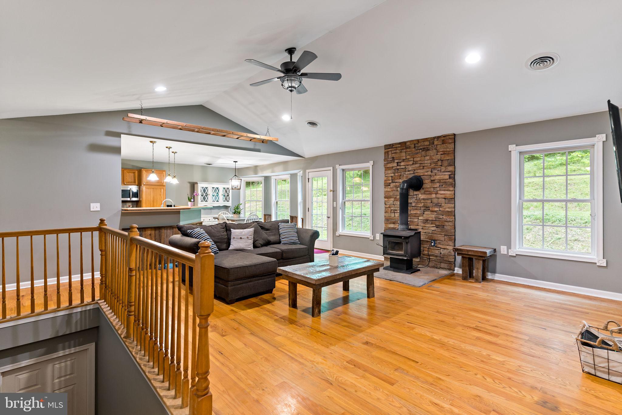 TIMBER RIDGE - Residential