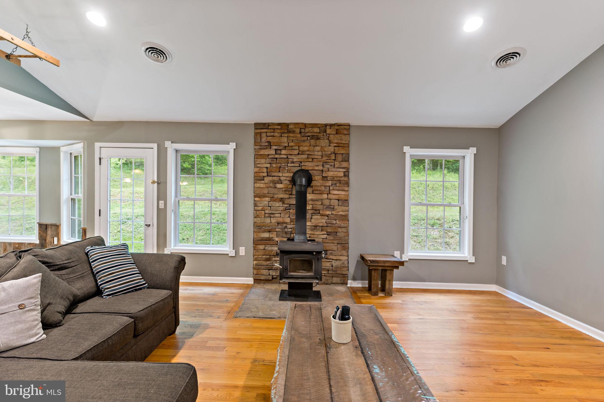 TIMBER RIDGE - Residential