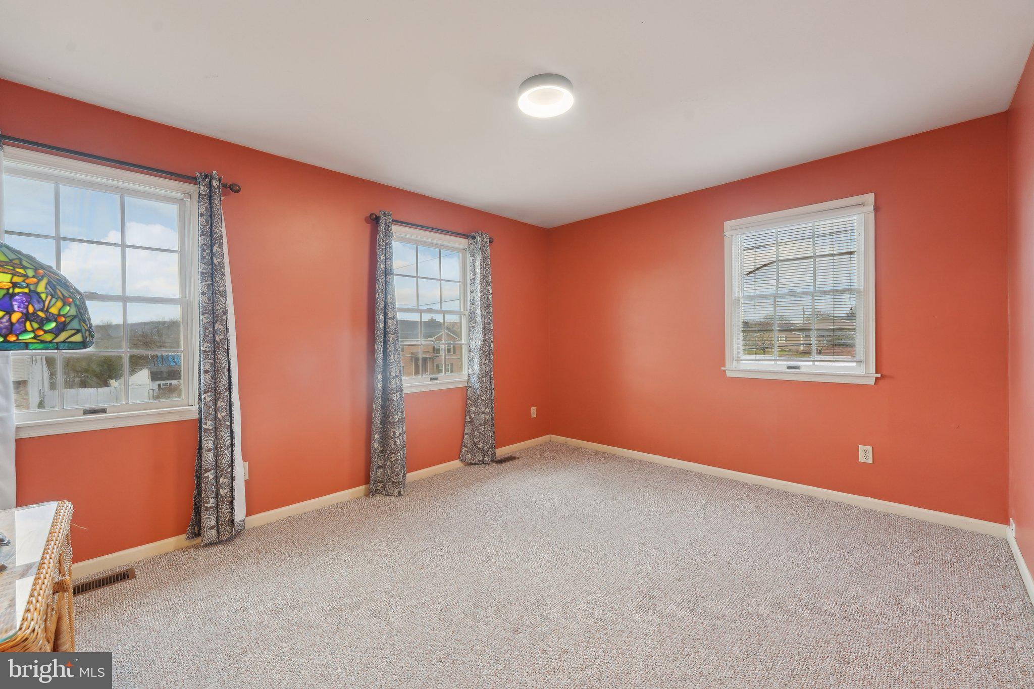 AMITY GARDENS - Residential