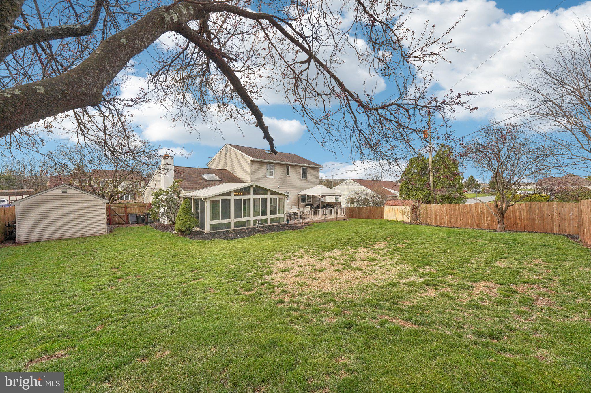 AMITY GARDENS - Residential