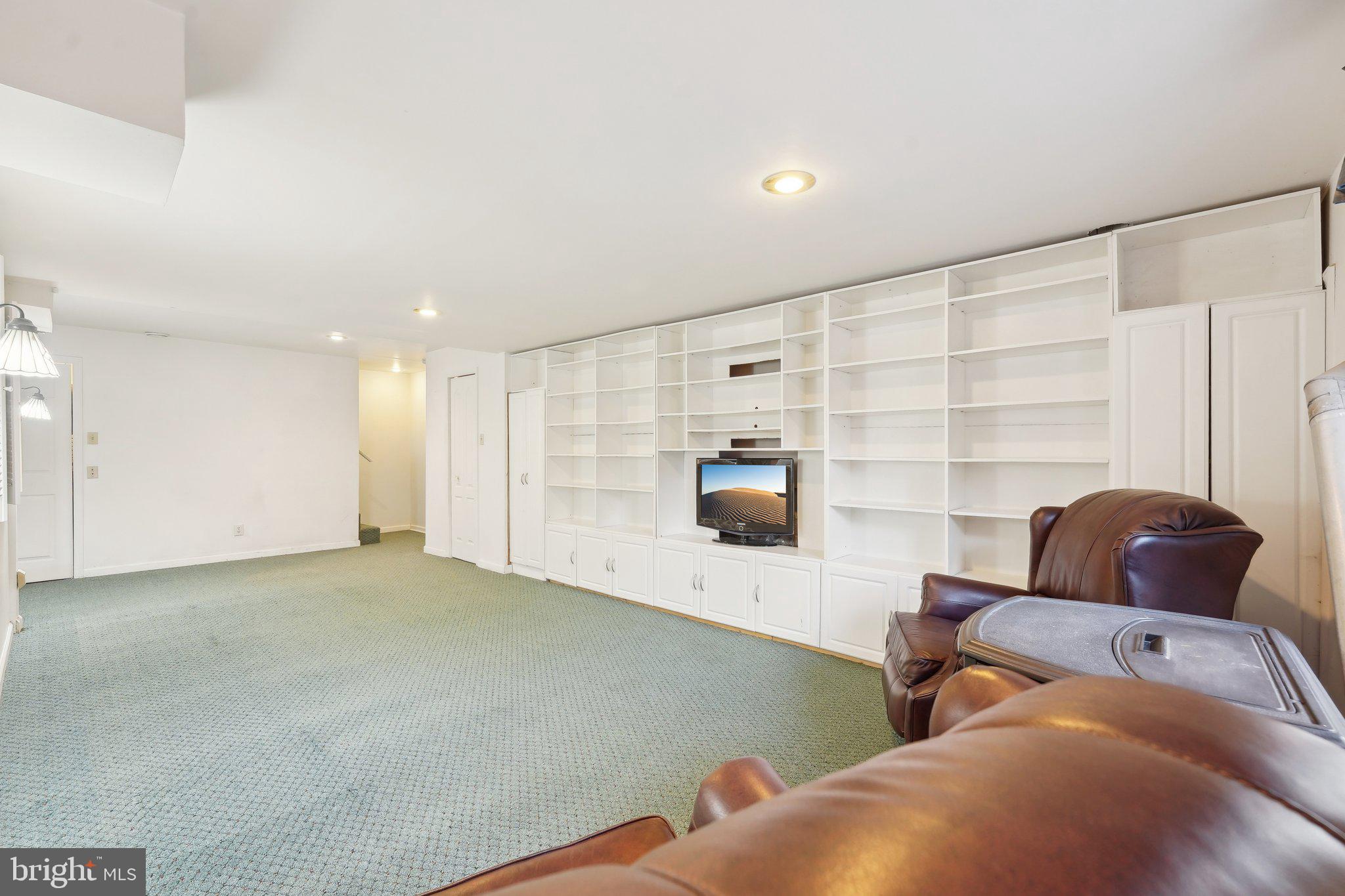 AMITY GARDENS - Residential