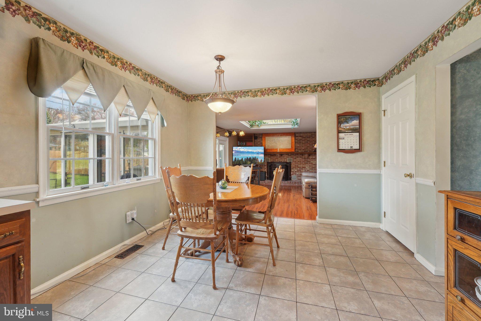 AMITY GARDENS - Residential