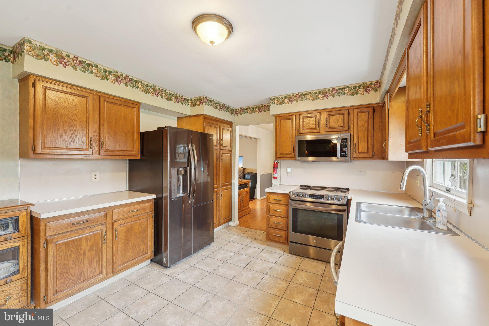 AMITY GARDENS - Residential