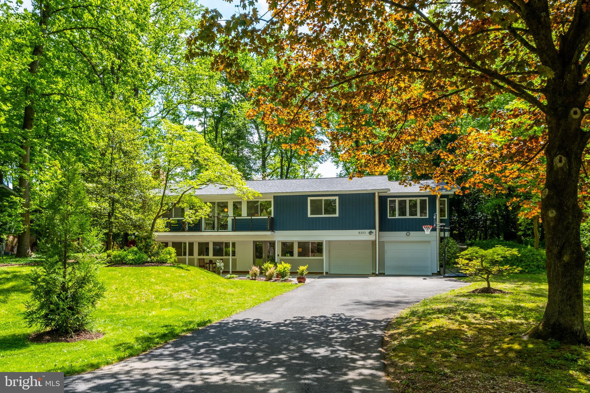 CARDEROCK SPRINGS - Residential