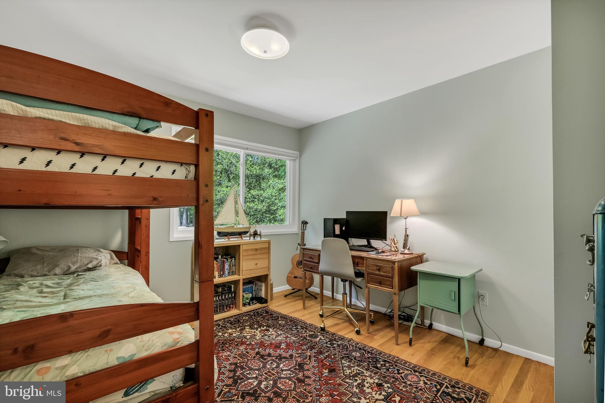 CARDEROCK SPRINGS - Residential