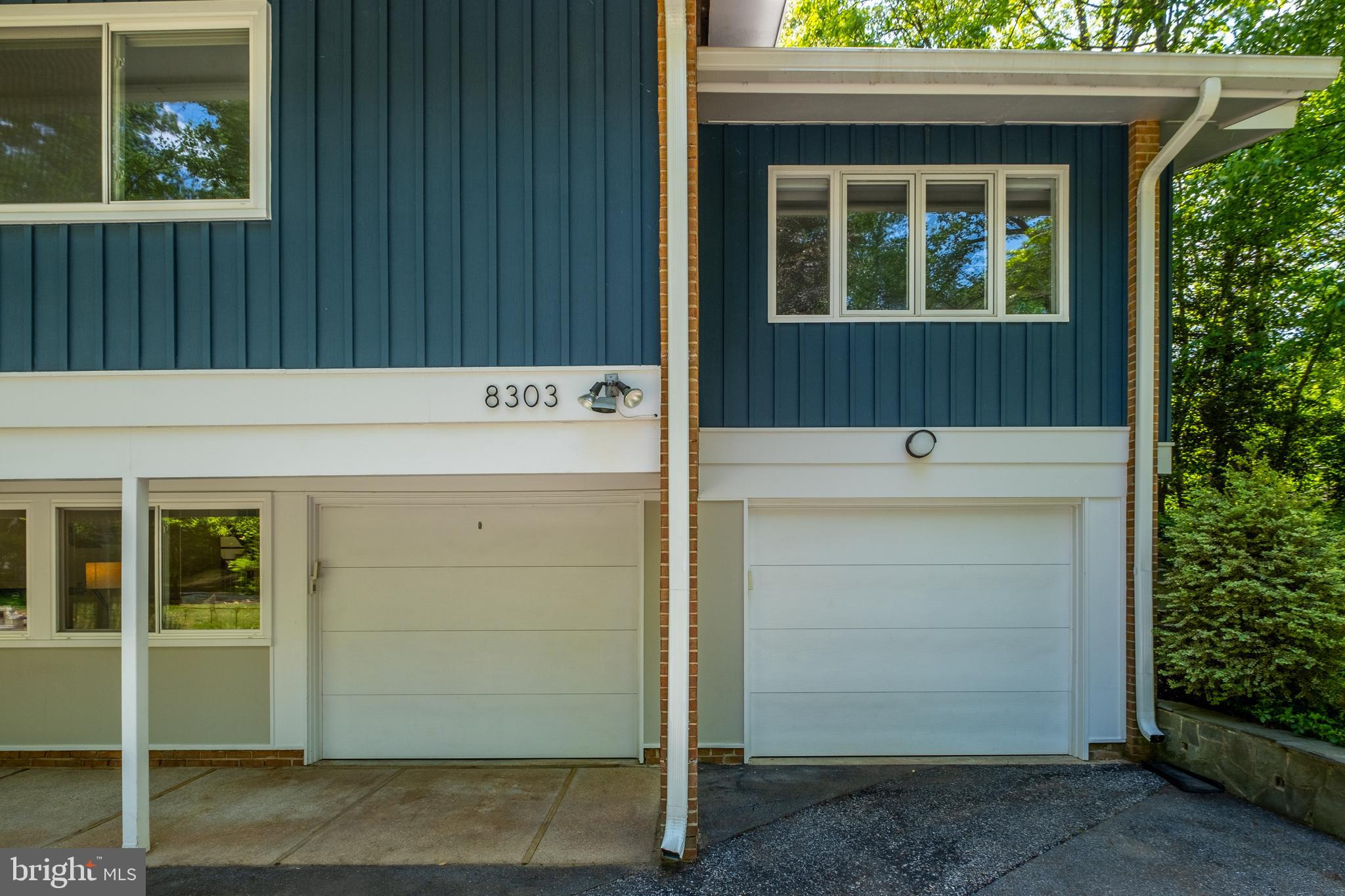 CARDEROCK SPRINGS - Residential