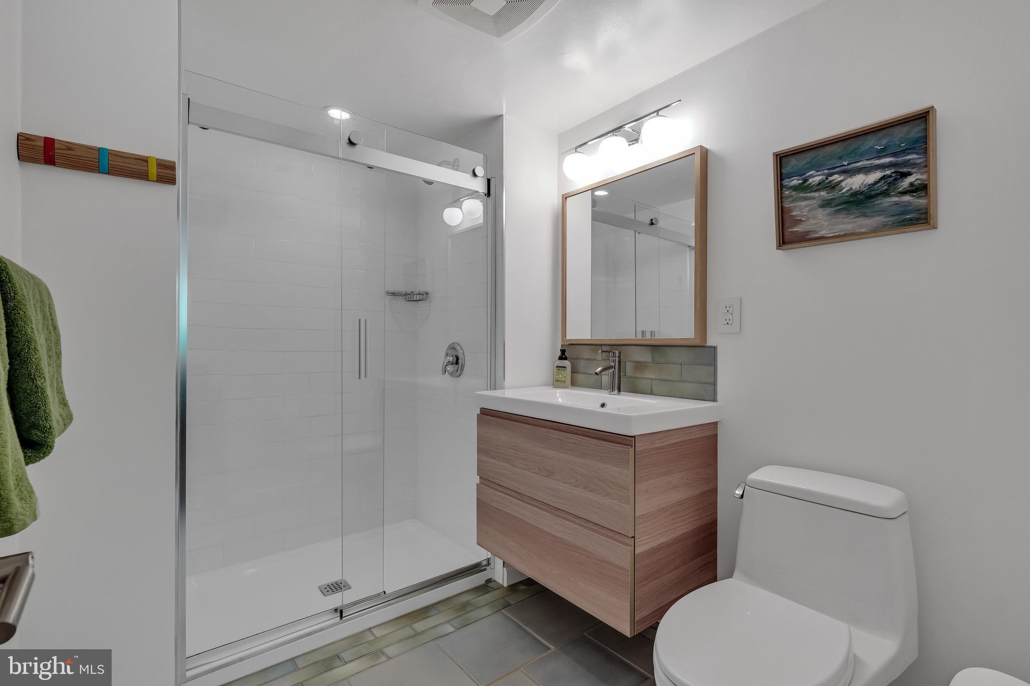 CARDEROCK SPRINGS - Residential