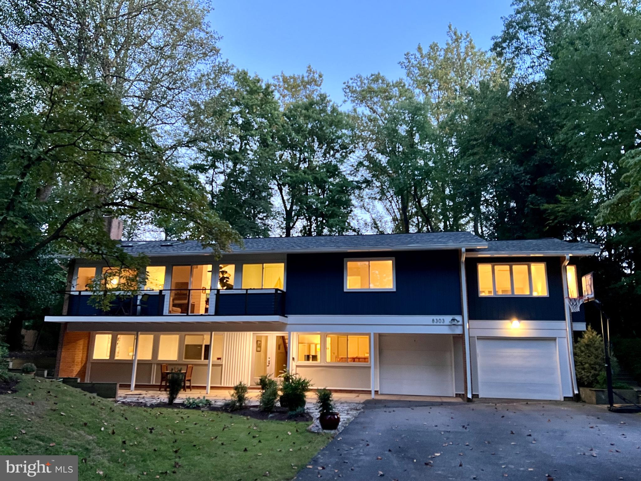 CARDEROCK SPRINGS - Residential