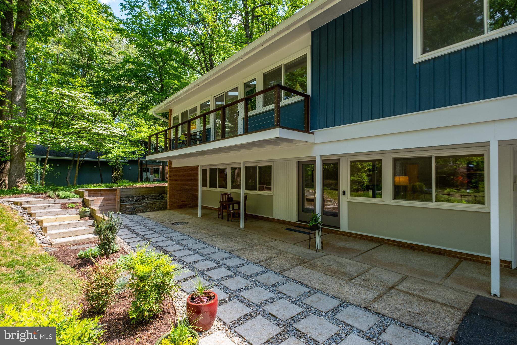 CARDEROCK SPRINGS - Residential