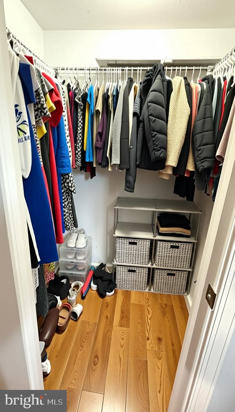 MINNIEVILLE MANOR - Residential