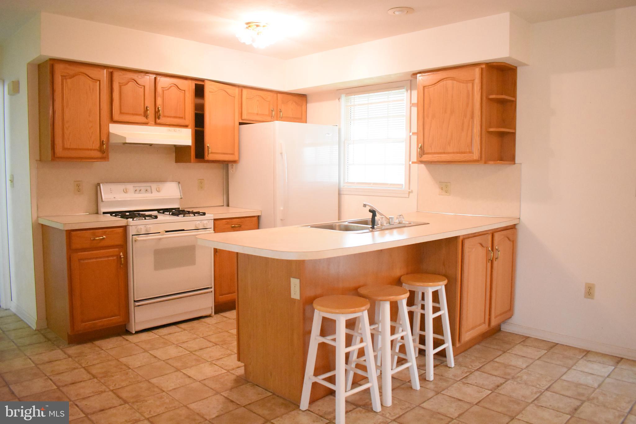 SHERRY VILLAGE - Residential