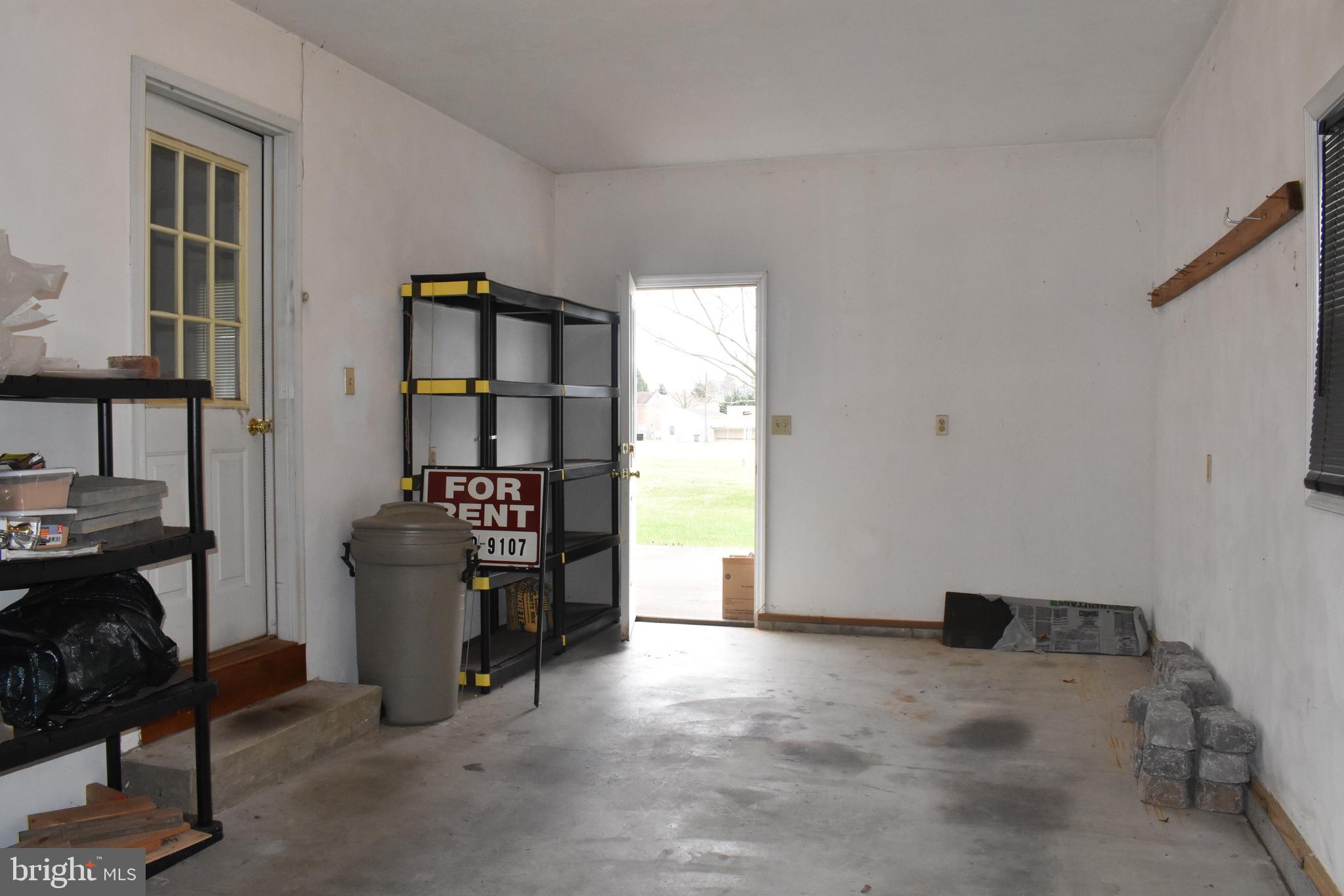 SHERRY VILLAGE - Residential