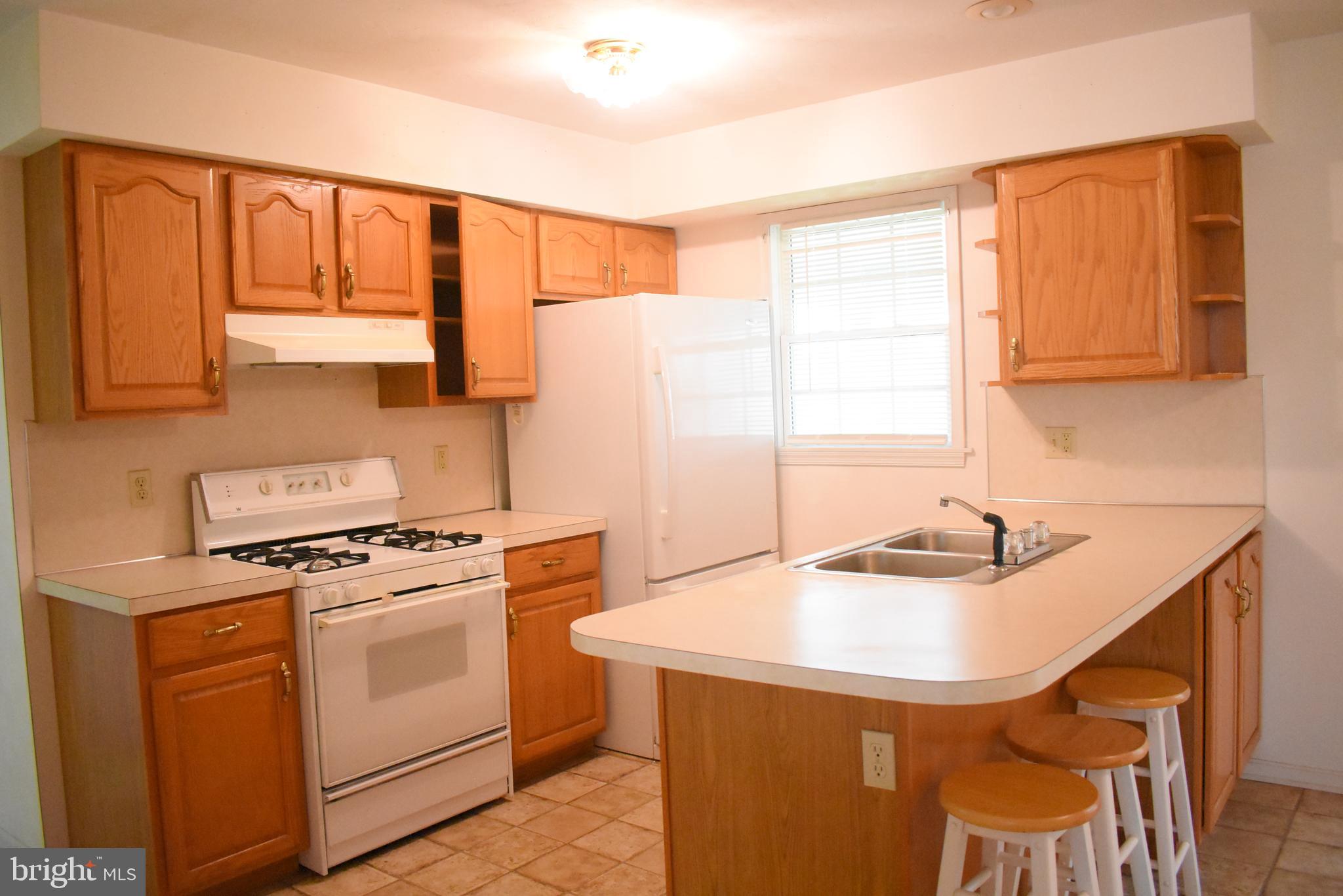 SHERRY VILLAGE - Residential