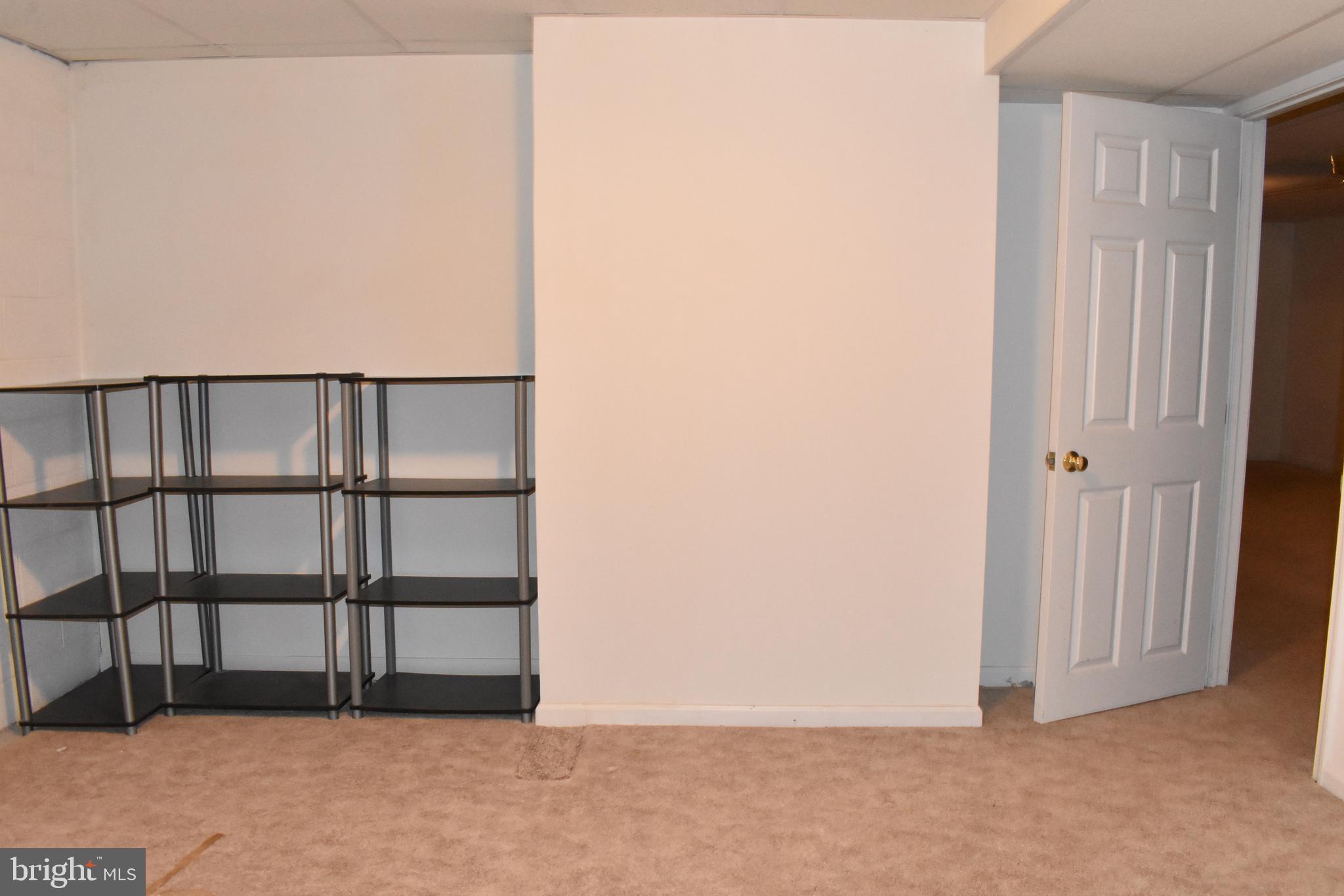 SHERRY VILLAGE - Residential