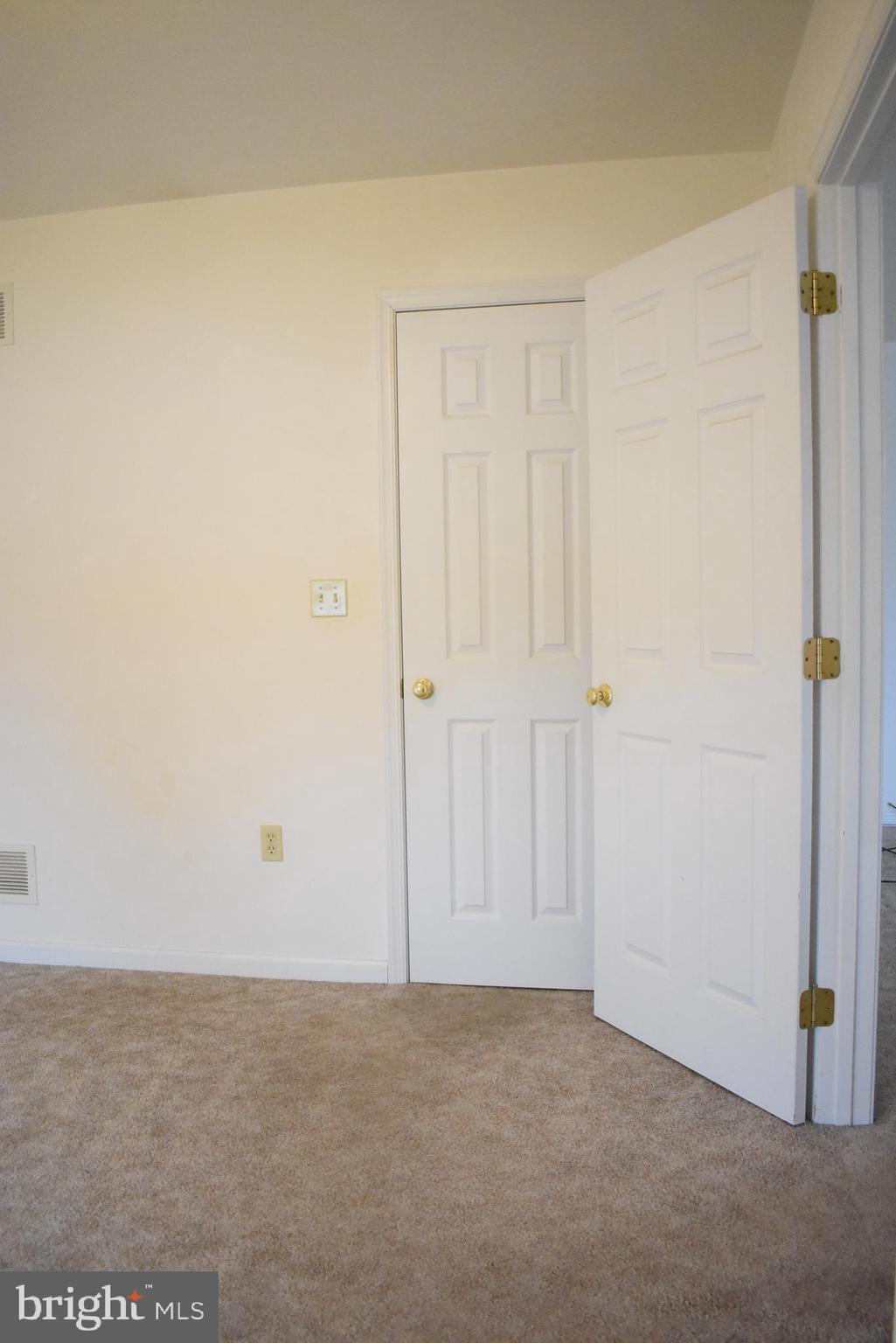 SHERRY VILLAGE - Residential