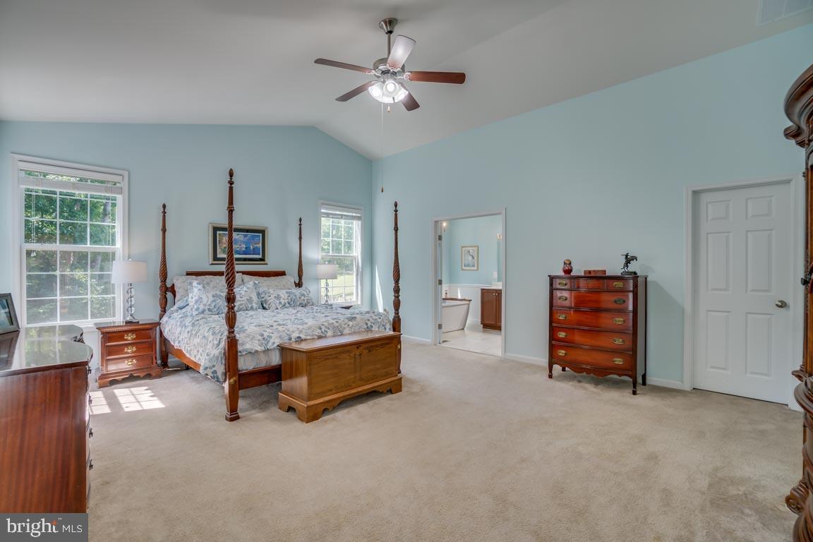 GROUSE POINTE - Residential